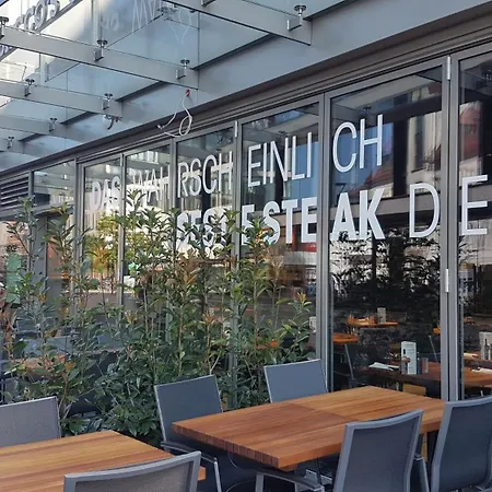 100m Zum Ulmer Muenster: 57m² An Der Blau * Ulm