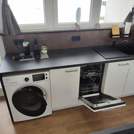 100m Zum Ulmer Muenster: 57m² An Der Blau * Ulm