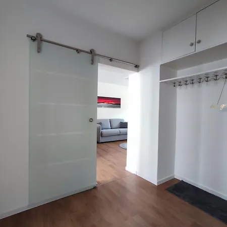 アパート 100m Zum Ulmer Muenster: 57m² An Der Blau ウルム