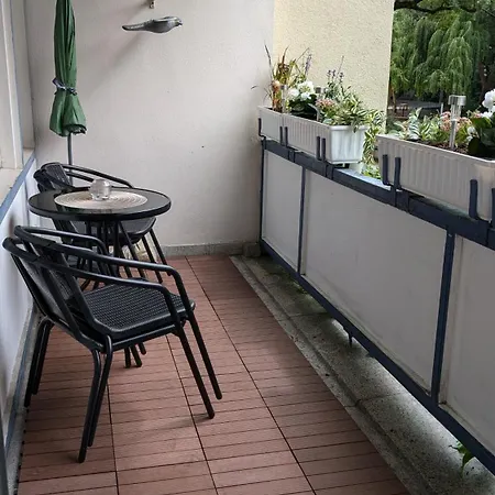 100m Zum Ulmer Muenster: 57m² An Der Blau Lägenhet Ulm