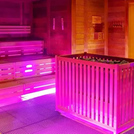 100m Zum Ulmer Muenster: 57m² An Der Blau Appartement *