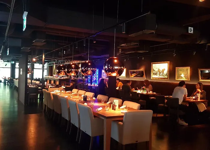 100m Zum Ulmer Muenster: 57m² An Der Blau * Ulm